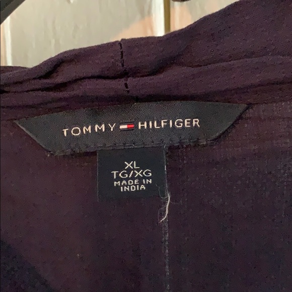 Tommy Sleeveless top - Picture 3 of 4